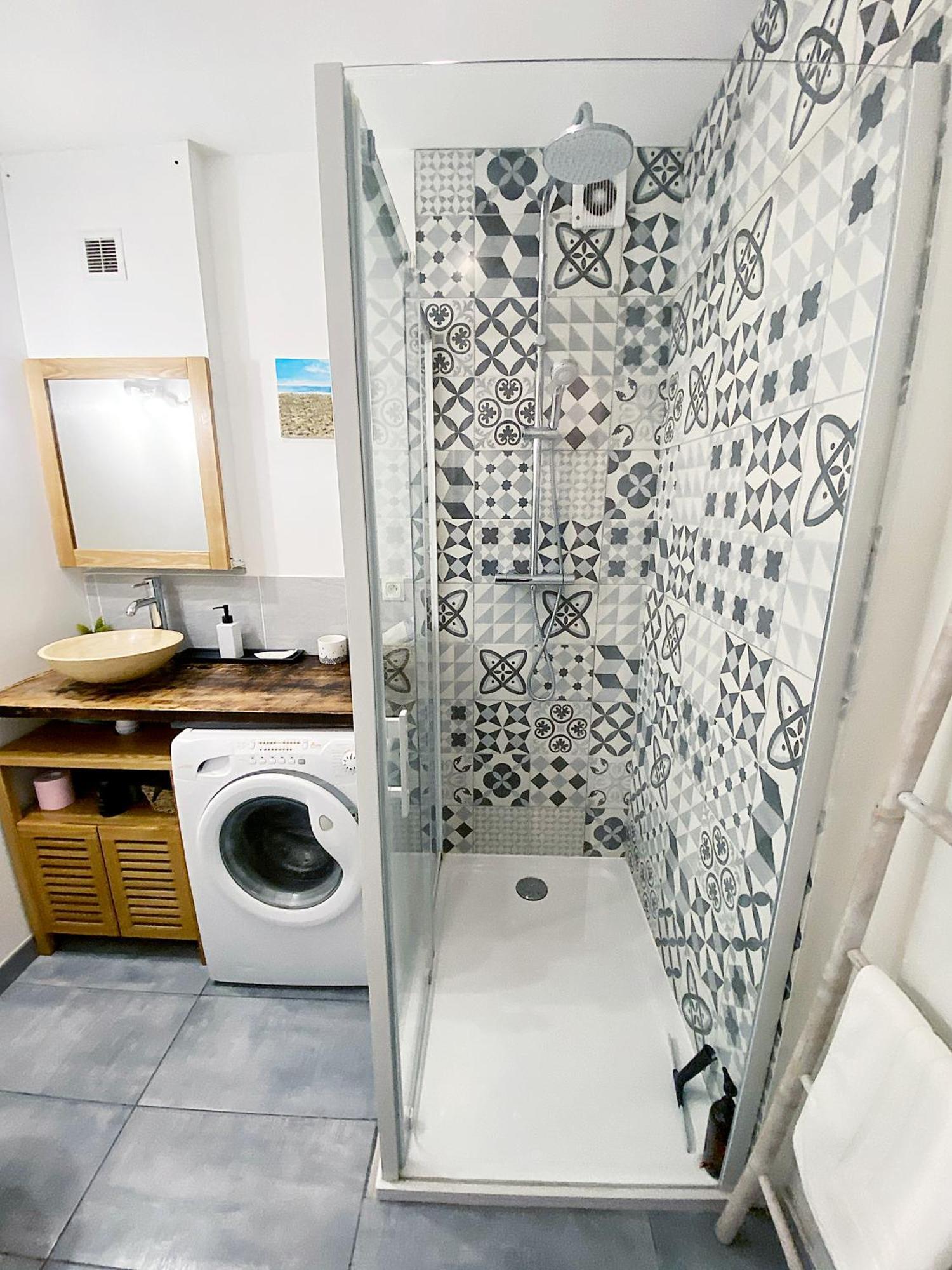 Le Cathedrale - Hypercentre - Wifi Apartment